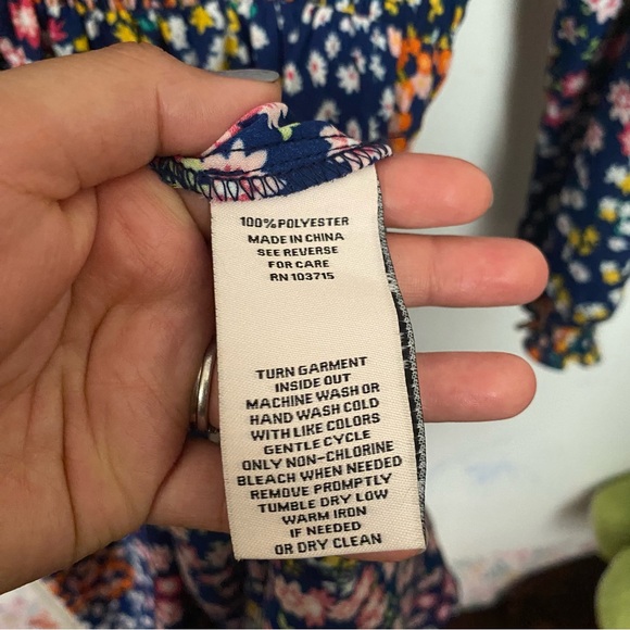 Nanette Lepore Women's Hi-Low Smocked Floral Print Dress in Navy Combo Sz 8 - Picture 4 of 6